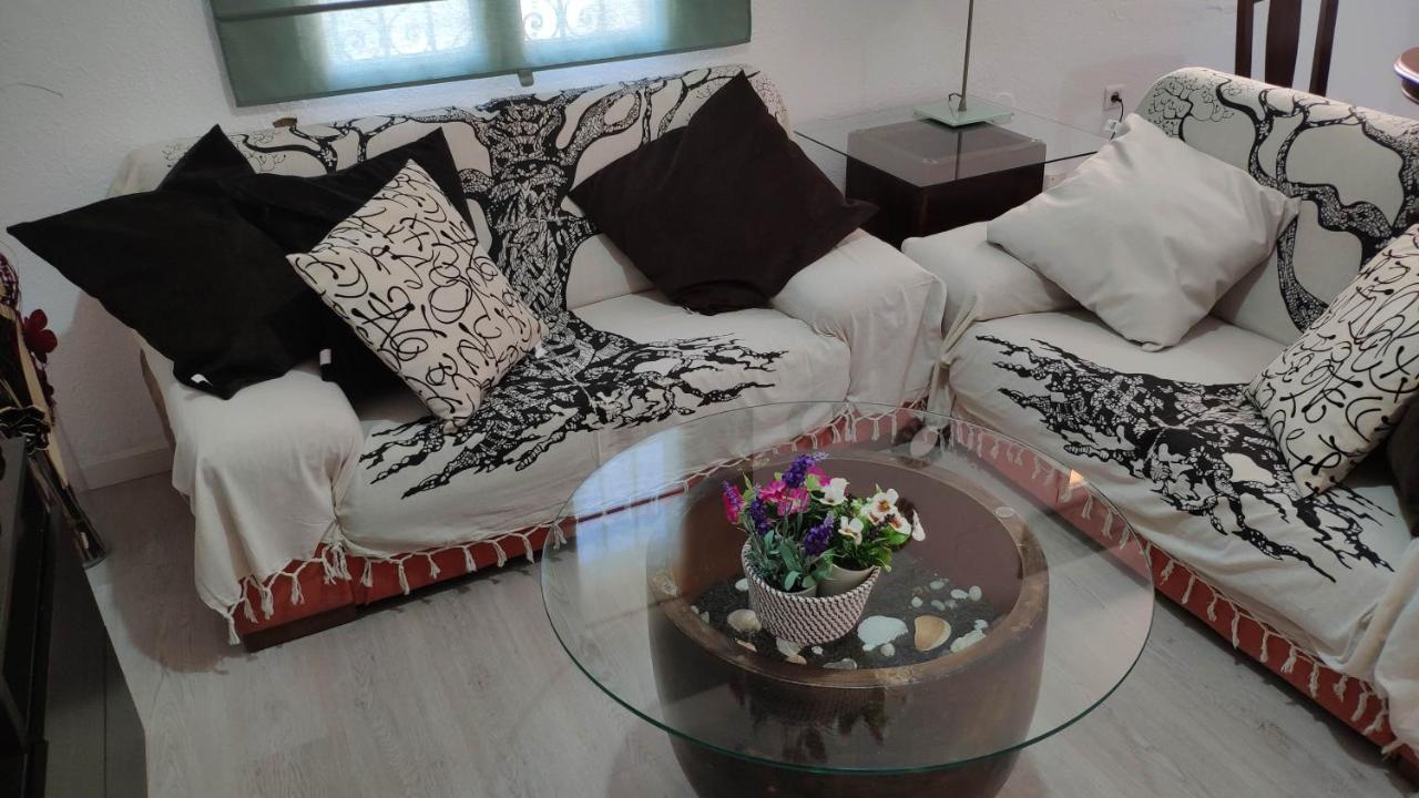 Fabulosa Casa Del Arbol 马拉加 外观 照片